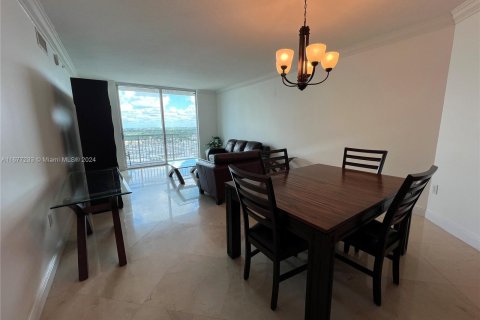 Condominio en venta en Miami, Florida, 2 dormitorios, 136.29 m2 № 1412079 - foto 9