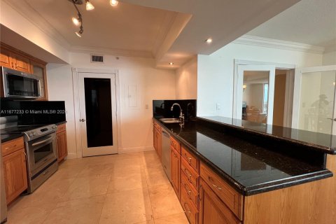 Condominio en venta en Miami, Florida, 2 dormitorios, 136.29 m2 № 1412079 - foto 3