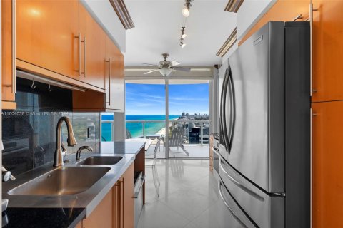 Condo in Miami Beach, Florida, 2 bedrooms  № 1223794 - photo 6