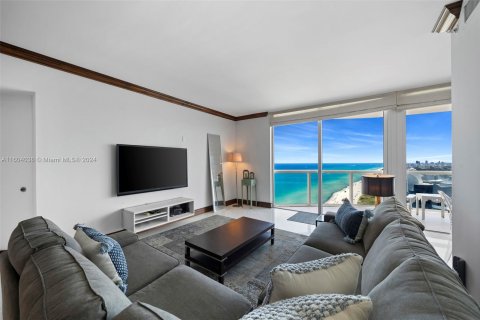 Condo in Miami Beach, Florida, 2 bedrooms  № 1223794 - photo 4