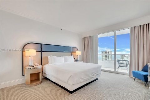 Condo in Miami Beach, Florida, 1 bedroom  № 1331213 - photo 10