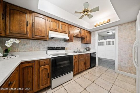 Copropriété à vendre à Cocoa, Floride: 2 chambres, 128.95 m2 № 1356486 - photo 8