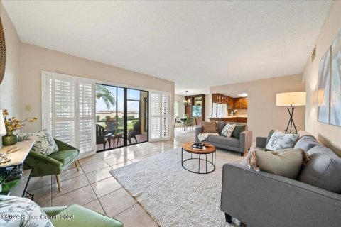 Condo in Cocoa, Florida, 2 bedrooms  № 1356486 - photo 13