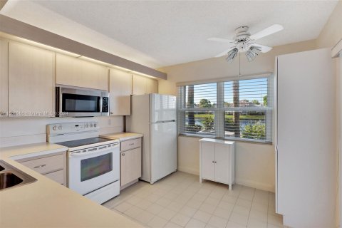 Touwnhouse à vendre à Boynton Beach, Floride: 2 chambres, 127.65 m2 № 1070080 - photo 14