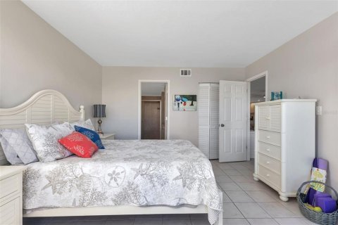 Condo in Punta Gorda, Florida, 2 bedrooms  № 1052937 - photo 18