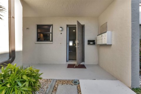 Copropriété à vendre à Punta Gorda, Floride: 2 chambres, 102.38 m2 № 1052937 - photo 2