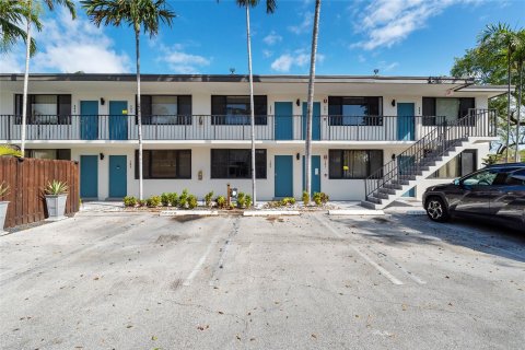 Copropriété à vendre à Wilton Manors, Floride: 1 chambre, 63.64 m2 № 1080783 - photo 4