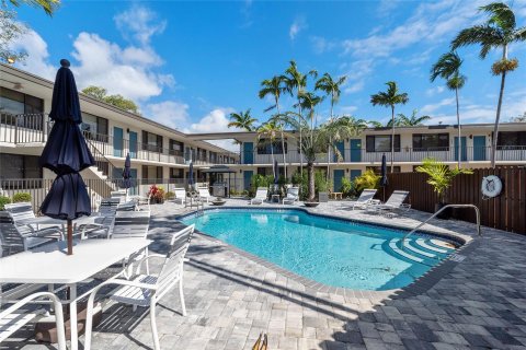 Copropriété à vendre à Wilton Manors, Floride: 1 chambre, 63.64 m2 № 1080783 - photo 2