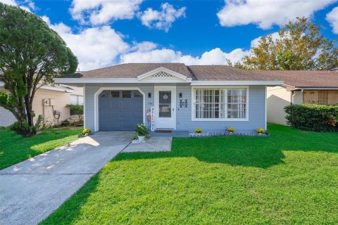 Villa ou maison à vendre à Orlando, Floride: 2 chambres, 86.4 m2 № 1403735 - photo 1