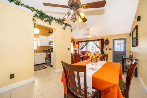 Casa en venta en Orlando, Florida, 2 dormitorios, 86.4 m2 № 1403735 - foto 12