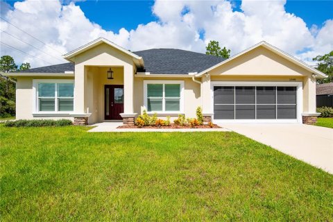 Villa ou maison à vendre à Weeki Wachee, Floride: 3 chambres, 169.64 m2 № 1349537 - photo 1