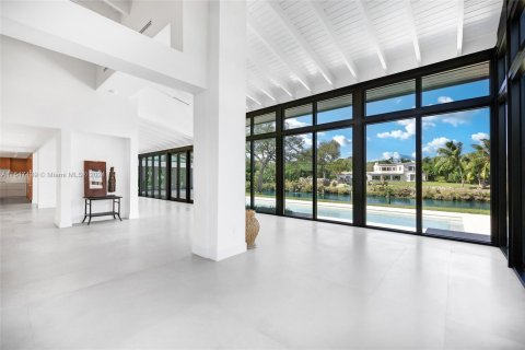 Villa ou maison à vendre à Coral Gables, Floride: 7 chambres, 1263.29 m2 № 1065292 - photo 20