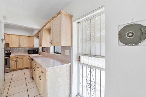 Casa en venta en Miami, Florida, 3 dormitorios, 103.12 m2 № 1415408 - foto 18