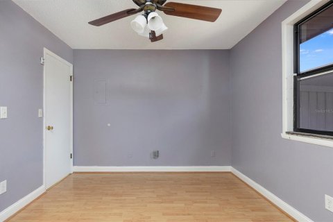 Condominio en venta en Port Richey, Florida, 2 dormitorios, 83.05 m2 № 1056084 - foto 21