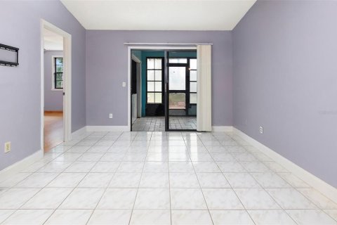 Condominio en venta en Port Richey, Florida, 2 dormitorios, 83.05 m2 № 1056084 - foto 10