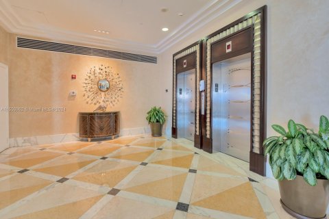 Condominio en alquiler en Miami Beach, Florida, 2 dormitorios, 118.54 m2 № 1067473 - foto 23