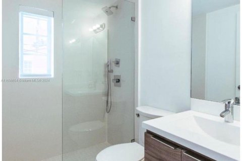 Apartamento en alquiler en Miami Beach, Florida, 1 dormitorio, 41.34 m2 № 1356905 - foto 6