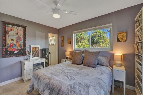 Villa ou maison à vendre à Wilton Manors, Floride: 2 chambres, 107.02 m2 № 1031241 - photo 13