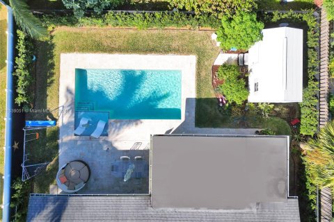 Villa ou maison à vendre à Wilton Manors, Floride: 2 chambres, 107.02 m2 № 1031241 - photo 25