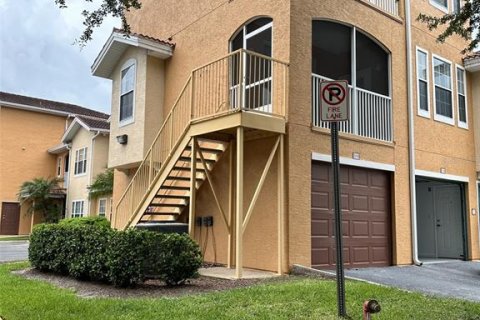 Condominio en venta en Orlando, Florida, 2 dormitorios, 113.25 m2 № 1275578 - foto 3