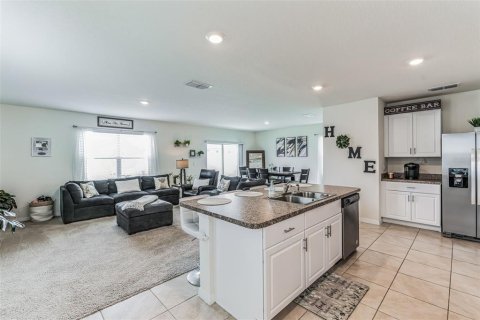 Villa ou maison à vendre à Kissimmee, Floride: 4 chambres, 209.96 m2 № 1324844 - photo 8