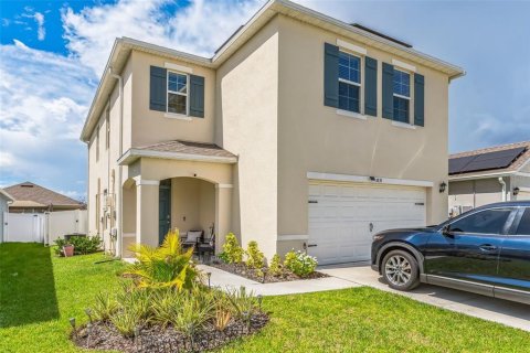 Villa ou maison à vendre à Kissimmee, Floride: 4 chambres, 209.96 m2 № 1324844 - photo 1