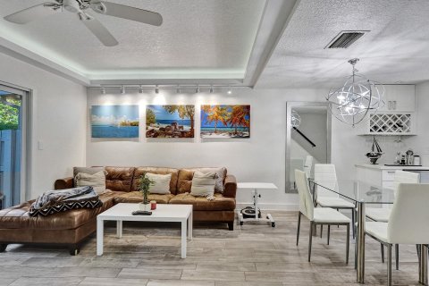 Adosado en venta en Pompano Beach, Florida, 2 dormitorios, 93.65 m2 № 1100361 - foto 30