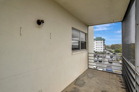 Condominio en venta en Lauderhill, Florida, 2 dormitorios, 110.09 m2 № 1079128 - foto 6