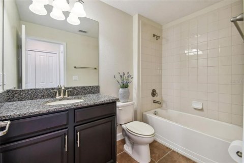 Casa en venta en Kissimmee, Florida, 3 dormitorios, 181.16 m2 № 1251901 - foto 27