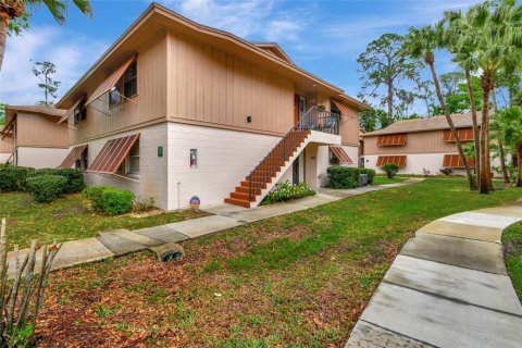 Condominio en venta en Deltona, Florida, 2 dormitorios, 83.33 m2 № 1087250 - foto 1