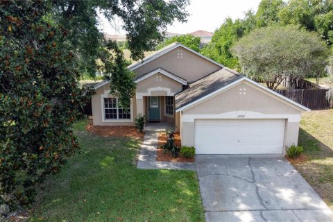 Villa ou maison à vendre à Davenport, Floride: 3 chambres, 147.99 m2 № 1218588 - photo 4