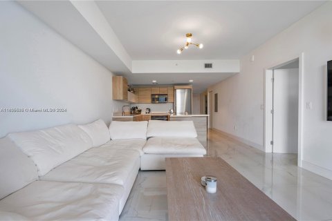 Condominio en venta en North Miami Beach, Florida, 2 dormitorios, 103.96 m2 № 1394268 - foto 6