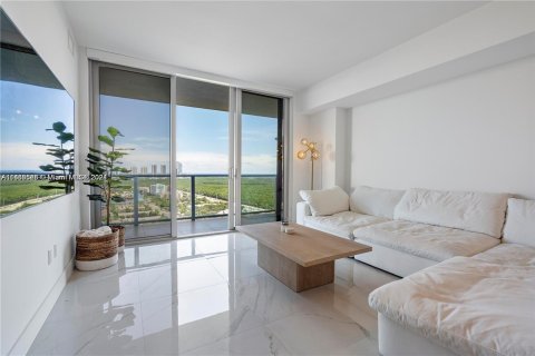 Copropriété à vendre à North Miami Beach, Floride: 2 chambres, 103.96 m2 № 1394268 - photo 1