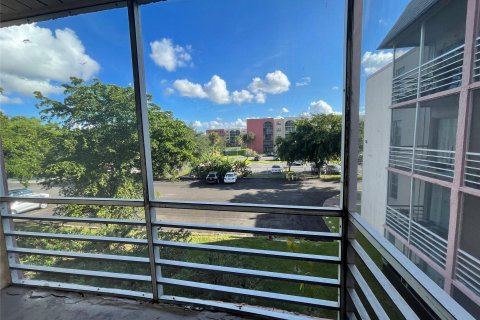 Copropriété à vendre à Lauderhill, Floride: 1 chambre, 68.28 m2 № 1171159 - photo 17