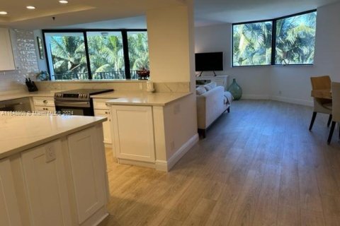 Copropriété à vendre à Highland Beach, Floride: 2 chambres, 208.1 m2 № 1333567 - photo 14