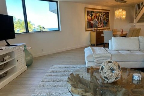 Copropriété à vendre à Highland Beach, Floride: 2 chambres, 208.1 m2 № 1333567 - photo 11