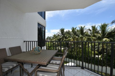 Copropriété à vendre à Highland Beach, Floride: 2 chambres, 208.1 m2 № 1333567 - photo 10