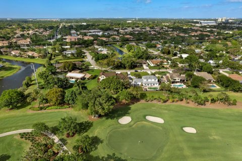 House in Palm Beach Gardens, Florida 5 bedrooms, 488.94 sq.m. № 1068351 - photo 15