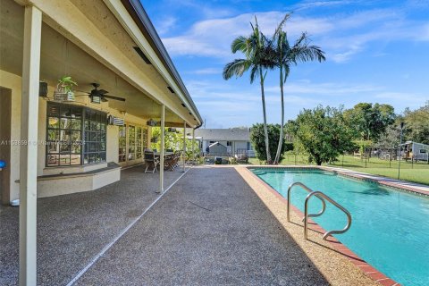 Casa en venta en Cooper City, Florida, 4 dormitorios, 242.66 m2 № 1028795 - foto 25
