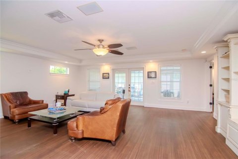 Casa en venta en Tampa, Florida, 3 dormitorios, 189.06 m2 № 1357670 - foto 17