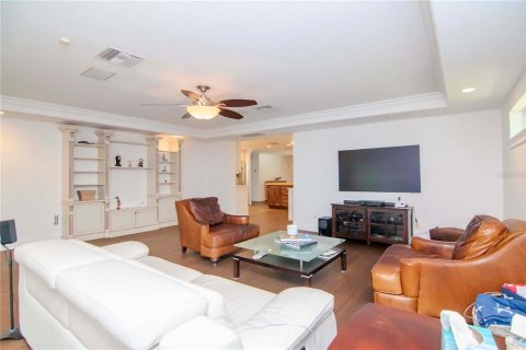 Casa en venta en Tampa, Florida, 3 dormitorios, 189.06 m2 № 1357670 - foto 20