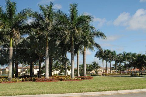 Condominio en venta en Homestead, Florida, 3 dormitorios, 98.66 m2 № 1024114 - foto 2