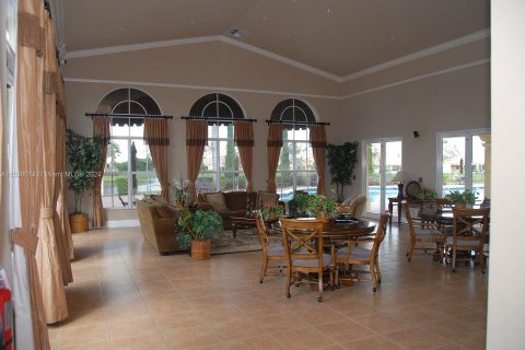 Condominio en venta en Homestead, Florida, 3 dormitorios, 98.66 m2 № 1024114 - foto 4