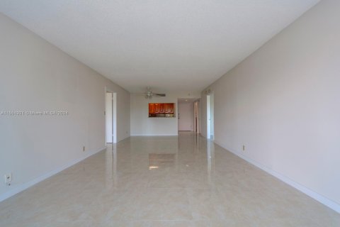 Copropriété à vendre à Weston, Floride: 2 chambres, 102.75 m2 № 1071133 - photo 5