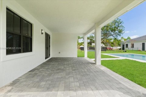 Villa ou maison à vendre à Palmetto Bay, Floride: 5 chambres, 336.03 m2 № 1067683 - photo 20