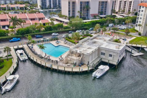 Copropriété à vendre à Boca Raton, Floride: 2 chambres, 89 m2 № 1068209 - photo 3