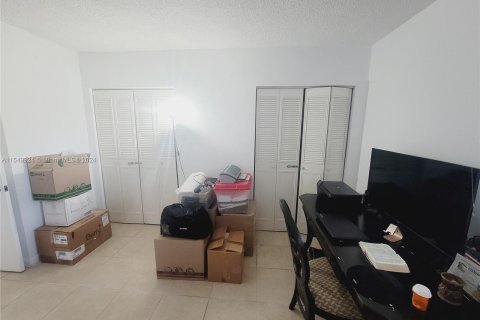 Copropriété à vendre à Lauderhill, Floride: 2 chambres, 101.08 m2 № 1067684 - photo 9