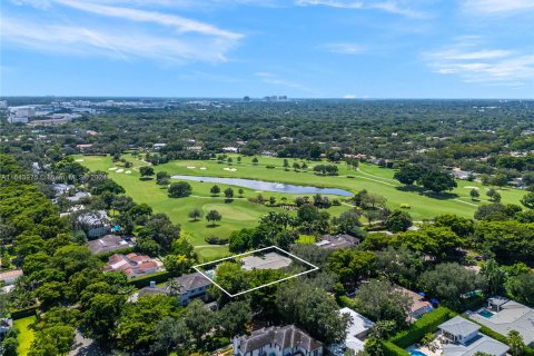 Villa ou maison à vendre à Coral Gables, Floride: 5 chambres, 459.59 m2 № 1372461 - photo 2