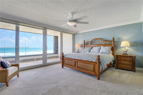 Condo in Tequesta, Florida, 3 bedrooms  № 1362379 - photo 18