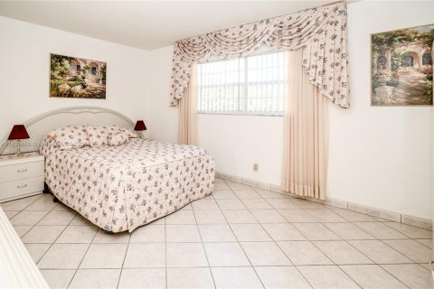 Condominio en venta en Dania Beach, Florida, 2 dormitorios, 106.28 m2 № 1035227 - foto 24
